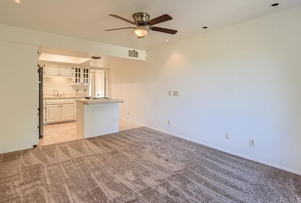 27707 Mountain Meadow Rd #54, Escondido, CA 92026