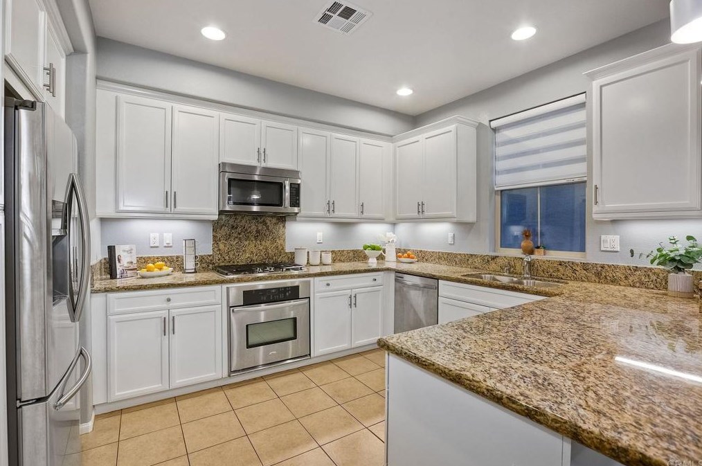 1828 Cyan Ln, Chula Vista, CA 91913