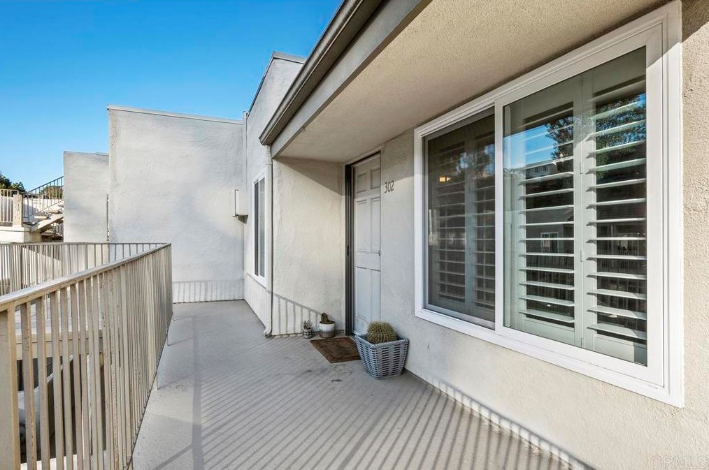 13754 Mango Dr #302, Del Mar, CA 92014