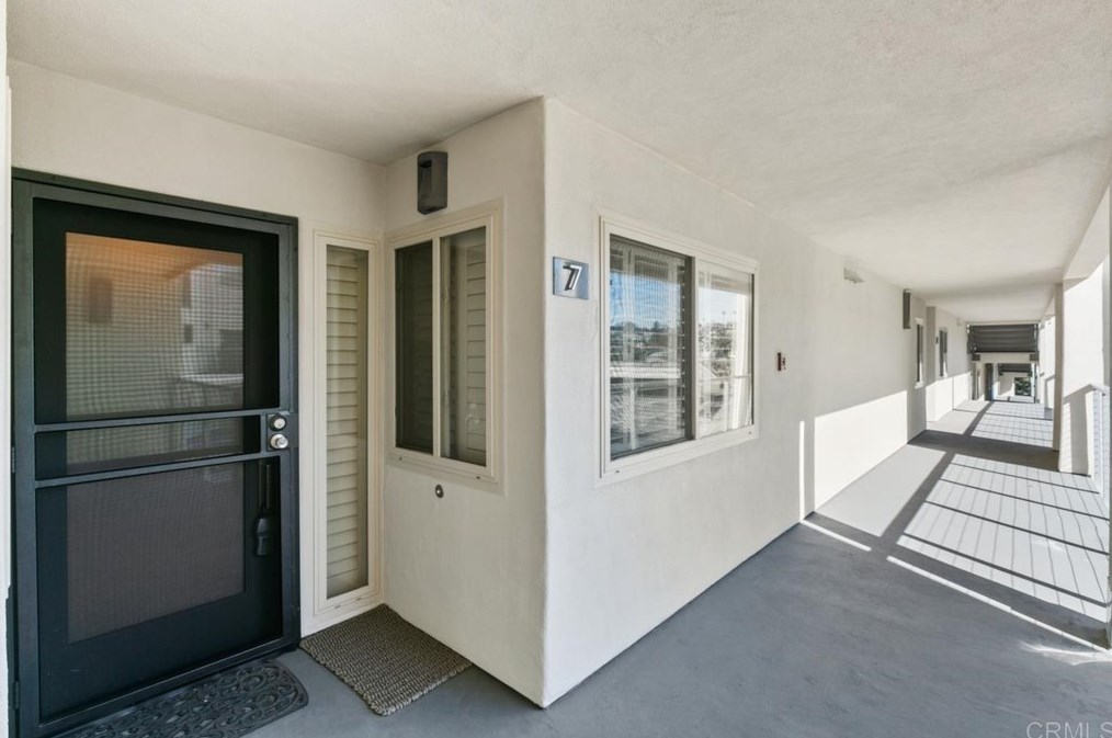 135 S Sierra Ave #7, Solana Beach, CA 92075