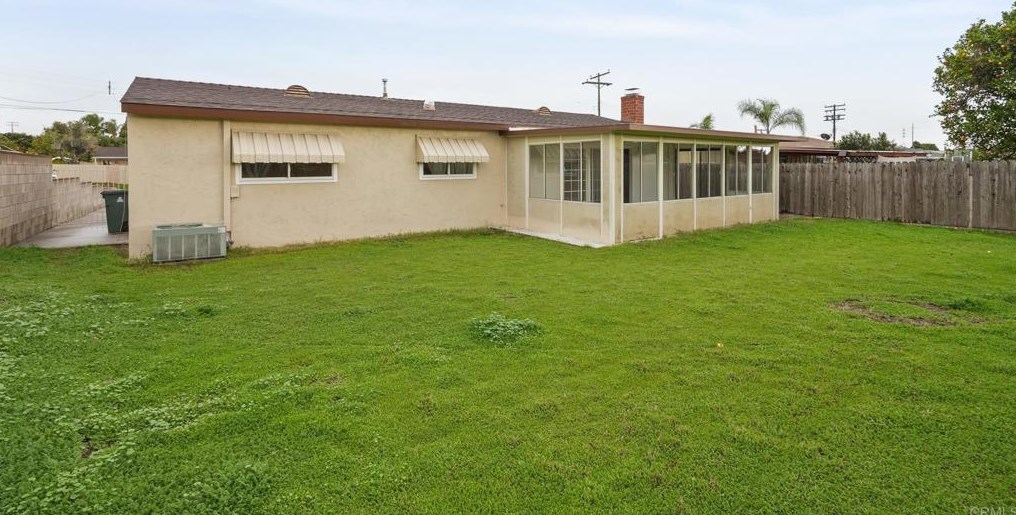 1310 Elm Ave, Chula Vista CA  91911-4402 exterior