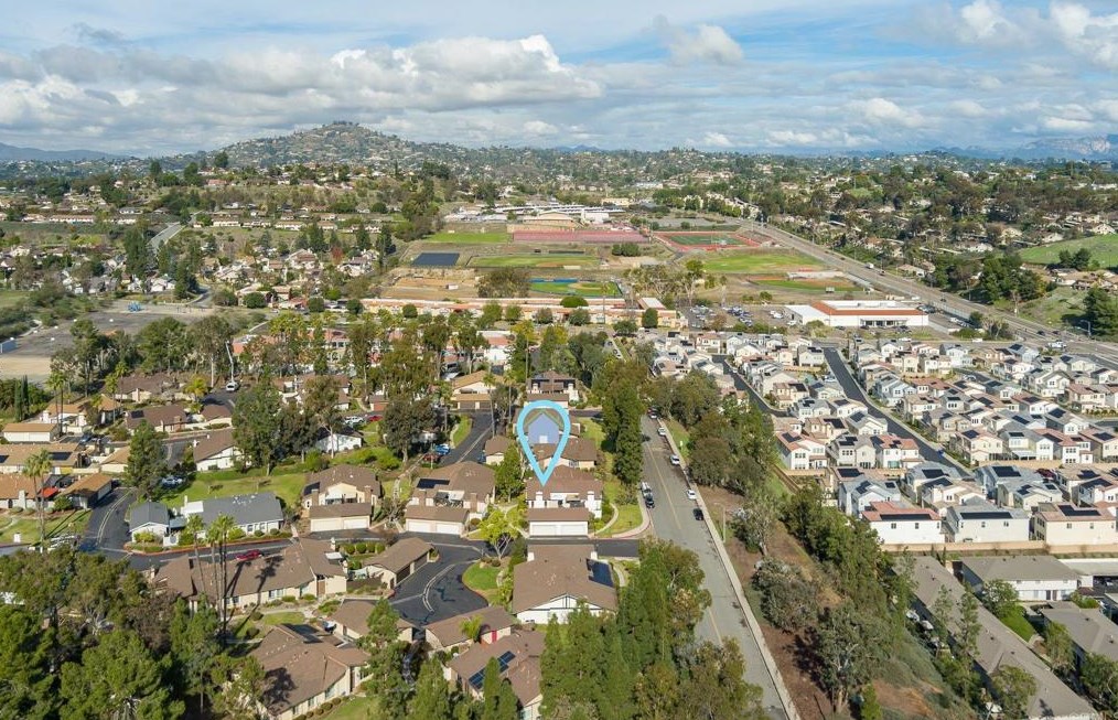 10062 Chavacan Ln, Spring Valley, CA 91977-7124