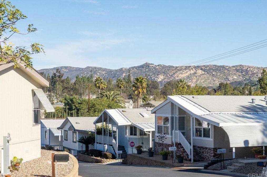 525 W El Norte Pkwy #131, Escondido, CA 92026