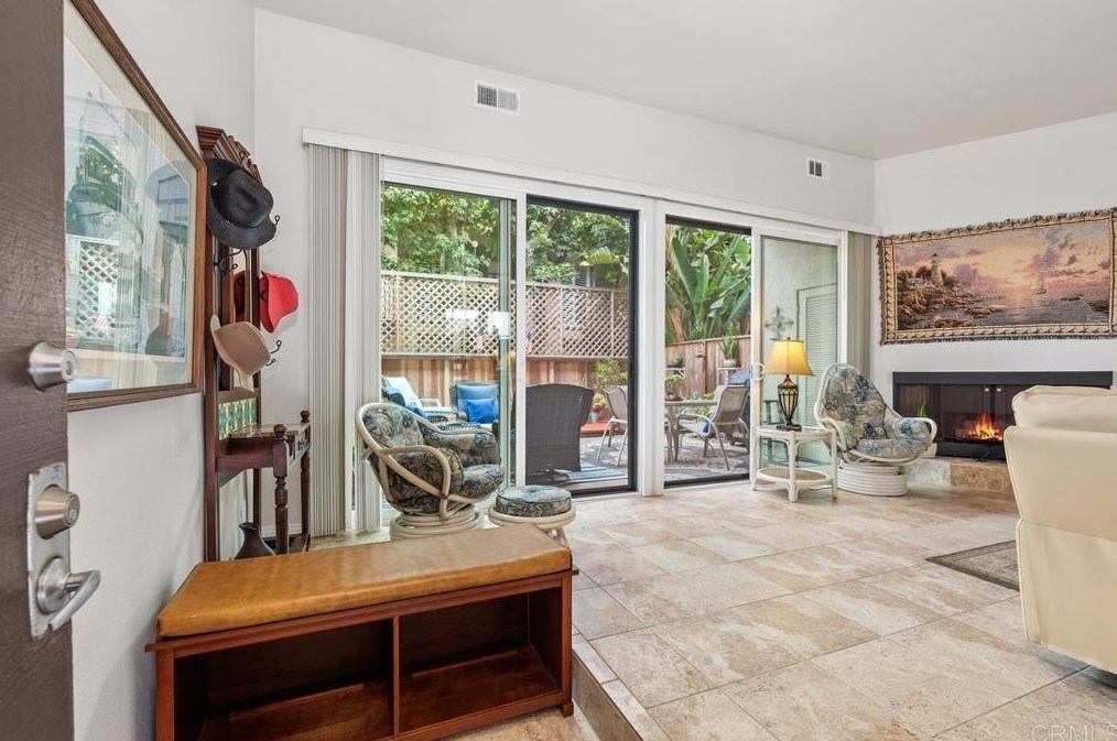170 N Shore Dr, Solana Beach, CA 92075