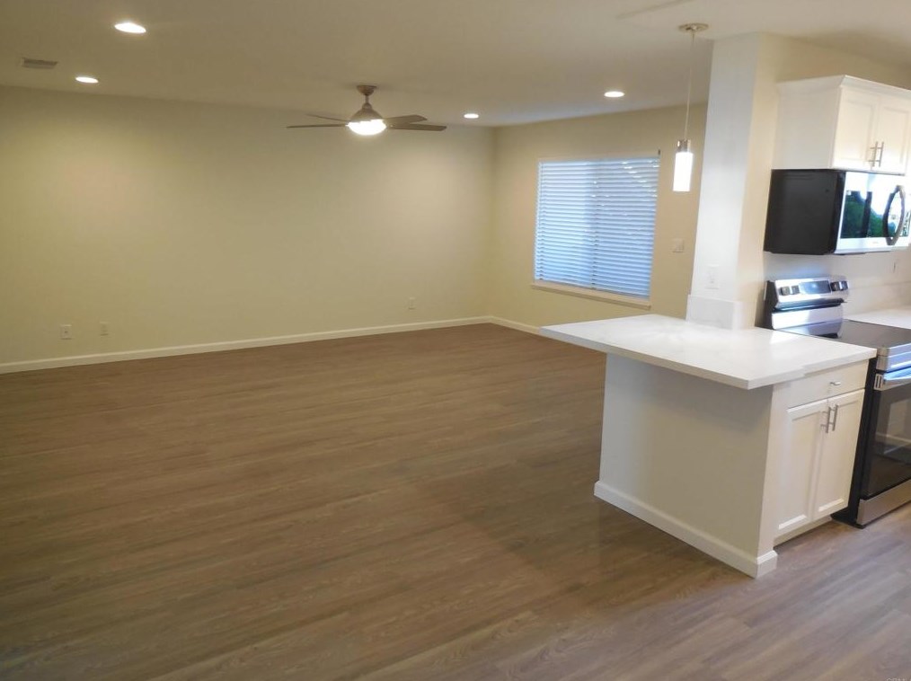 1800 S Maple St #114, Escondido, CA 92025