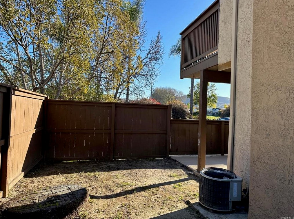 201 Westlake Dr #4, San Marcos, CA 92069
