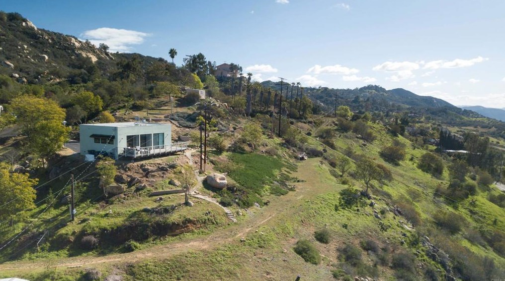 5521 Rainbow Heights Rd, Fallbrook, CA 92028-8842