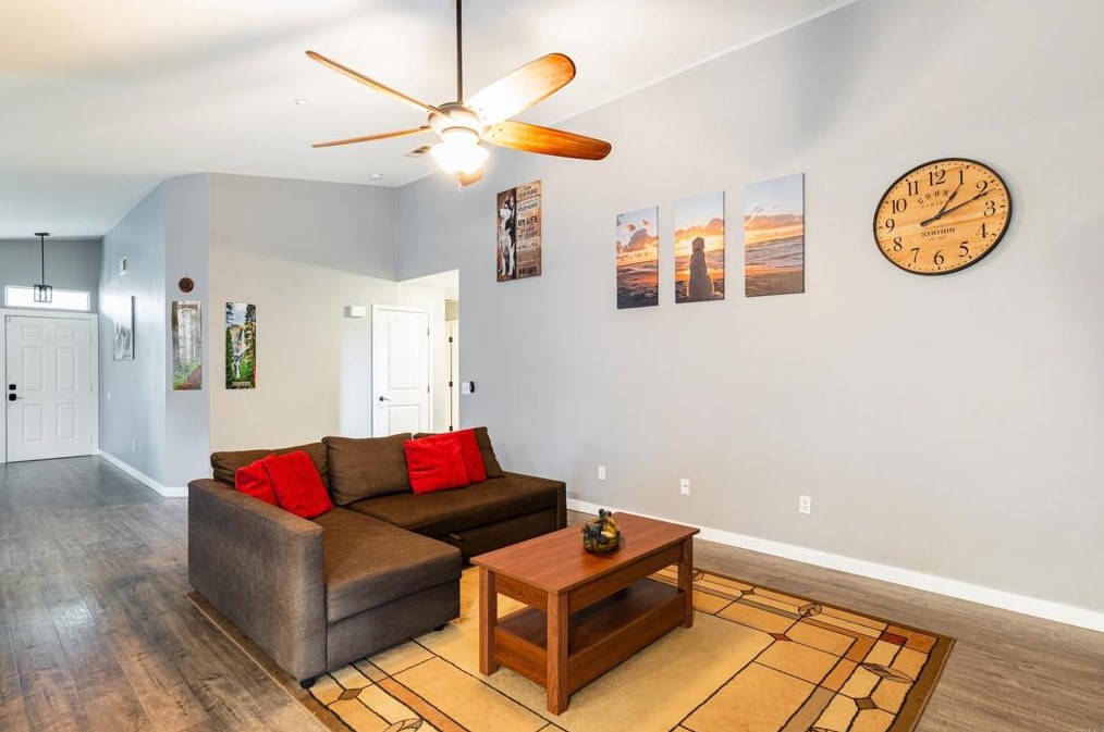 169 Shelby Ln, Fallbrook CA  92028-2722 exterior