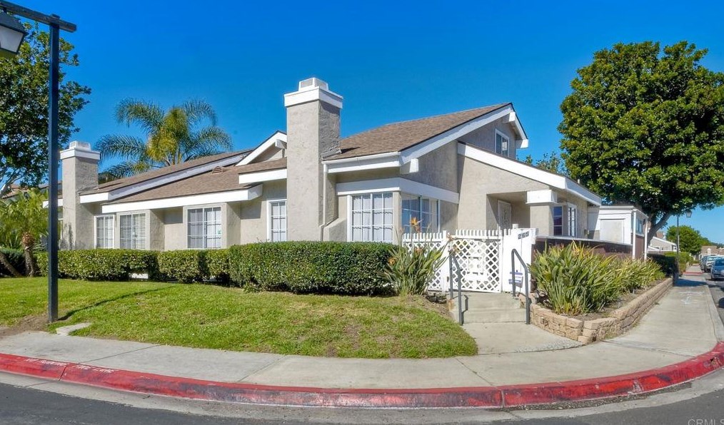 265 Riverview Way, Oceanside, CA 92057