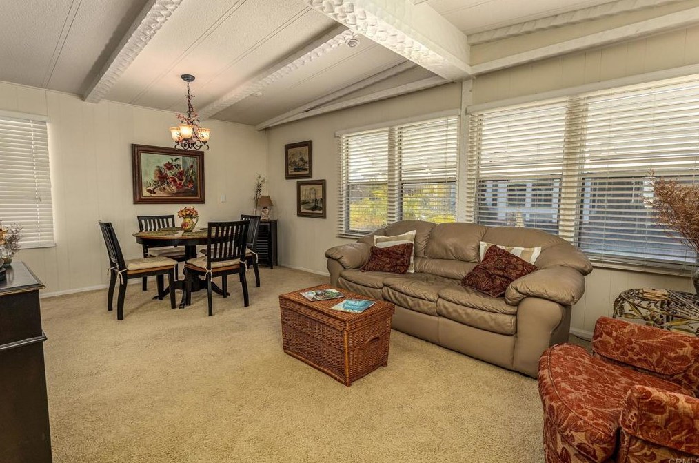 7222 San Bartolo St, Carlsbad, CA 92011