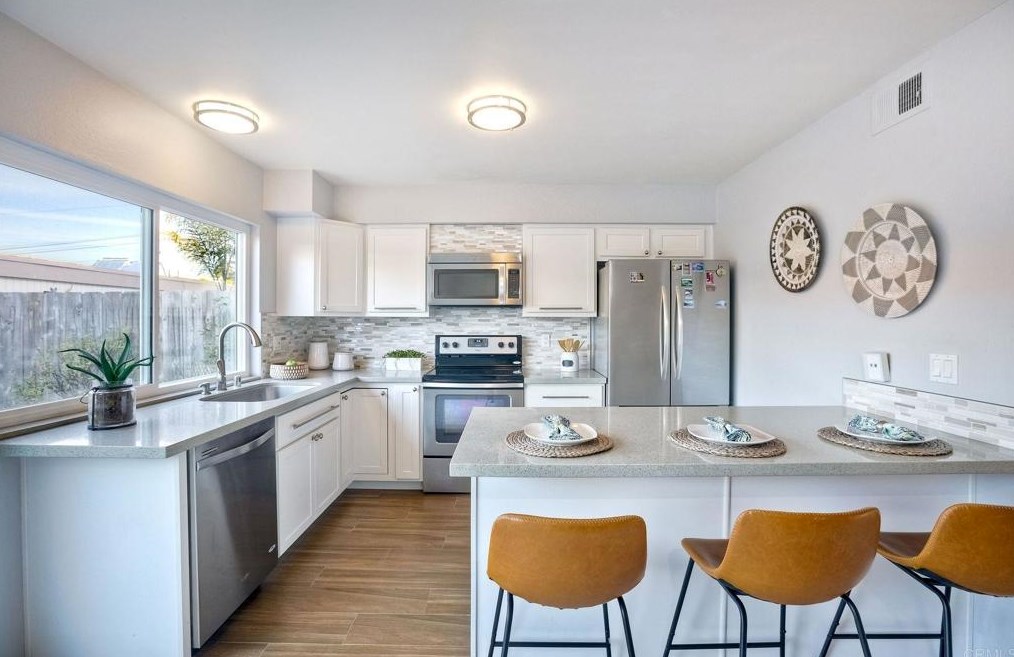 2805 Via Pajaro, Carlsbad, CA 92010