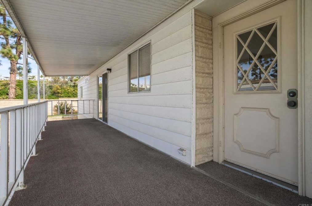 7320 San Bartolo St, Carlsbad, CA 92011
