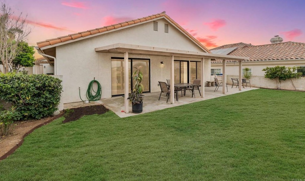 1039 Ridge Heights Dr, Fallbrook, CA 92028
