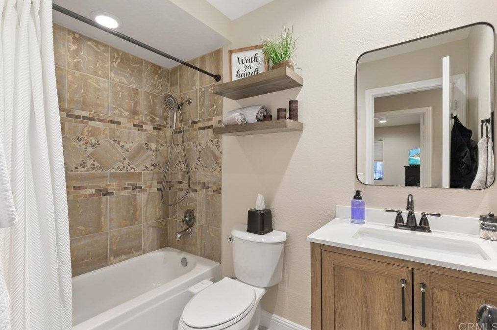 8265 Balsa Ave, Yucca Valley CA  92284-6112 exterior