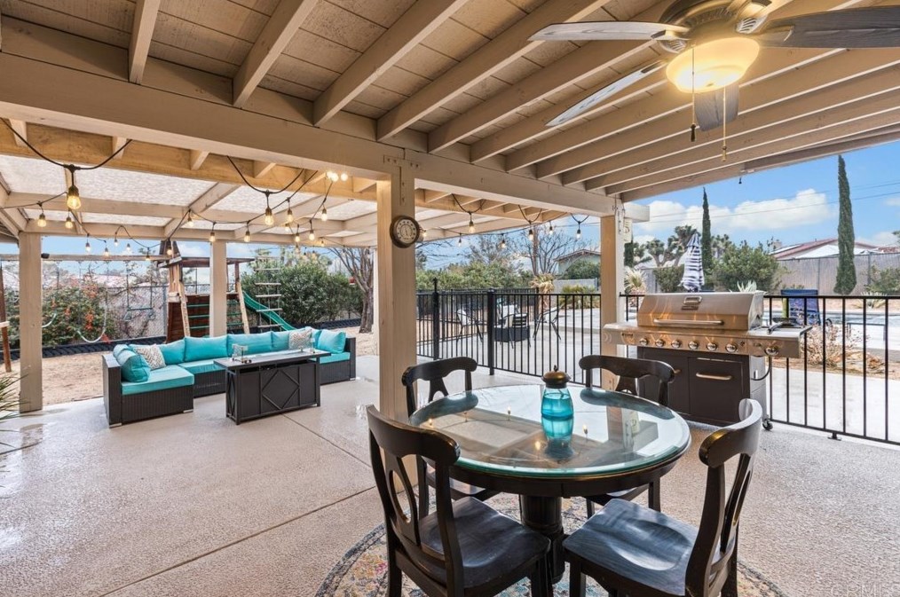 8265 Balsa Ave, Yucca Valley CA  92284-6112 exterior