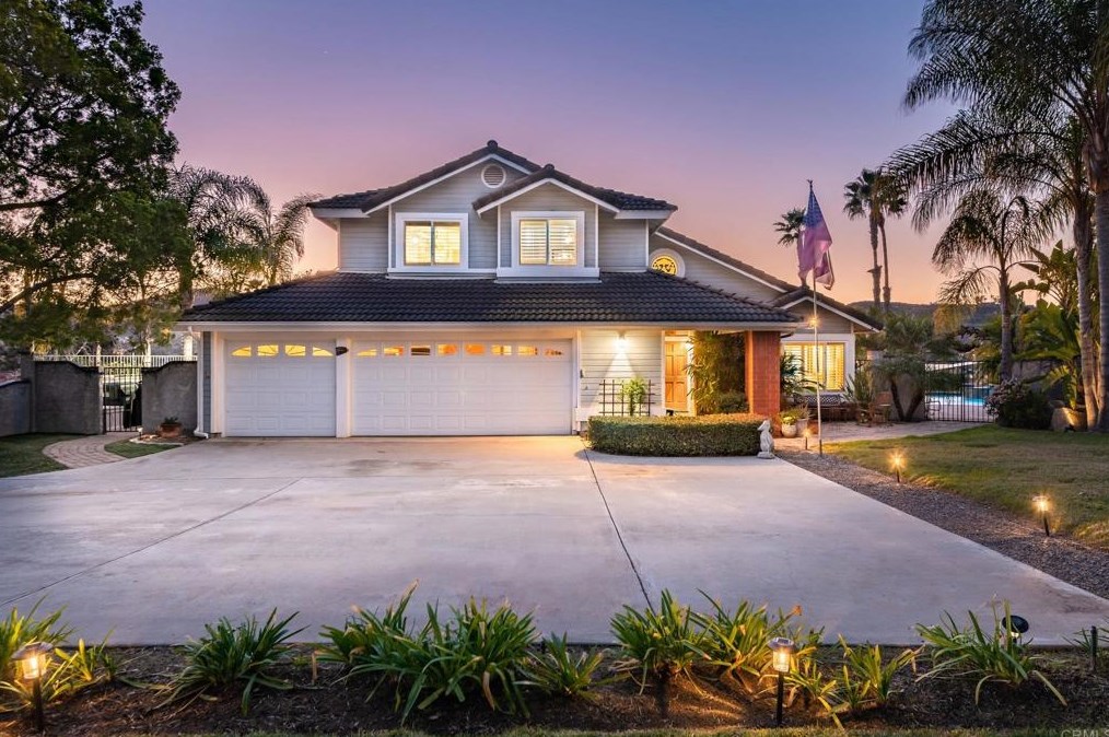 962 Chardonney Way, Escondido, CA 92029-1611
