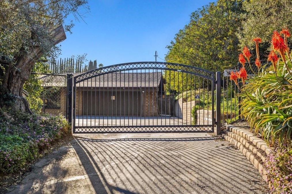762 Hamilton Ln, Fallbrook CA 92028-1865 exterior