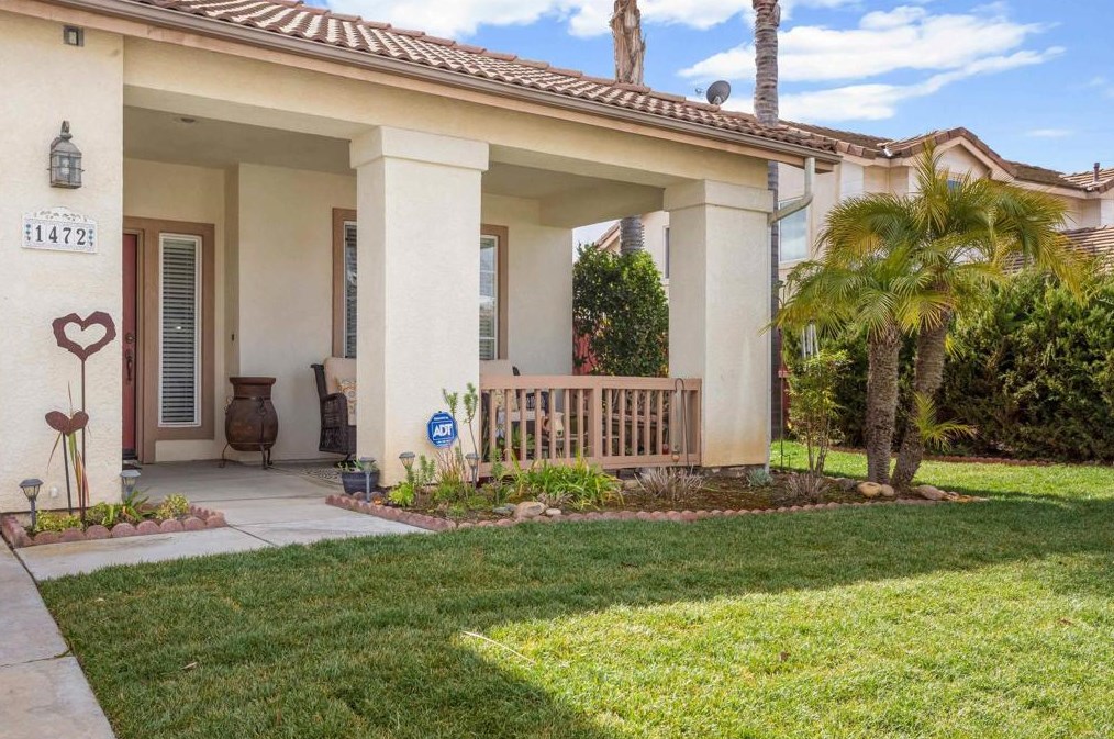 1472 Serene Rd, Oceanside, CA 92057