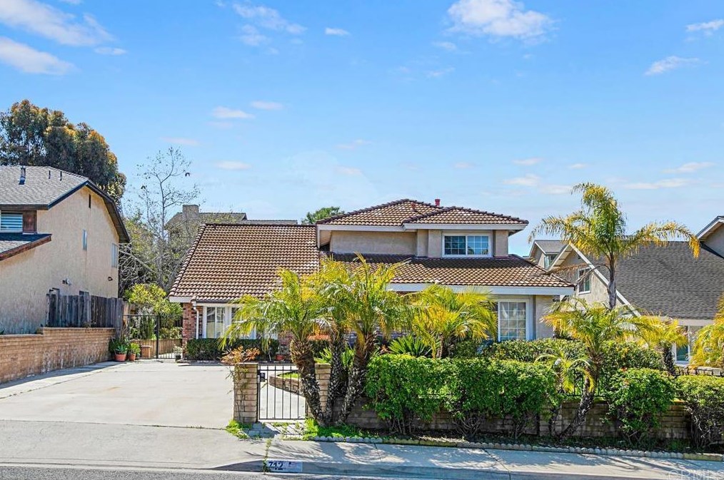 712 Paseo Del Rey, Chula Vista, CA 91910-6534