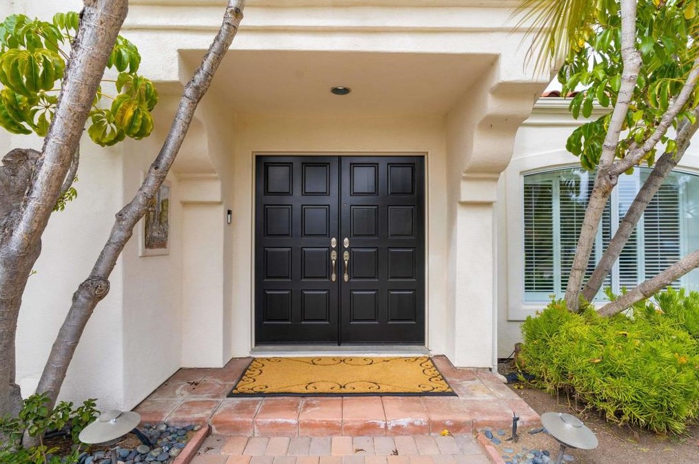 3197 Avenida Hacienda, Escondido, CA 92029