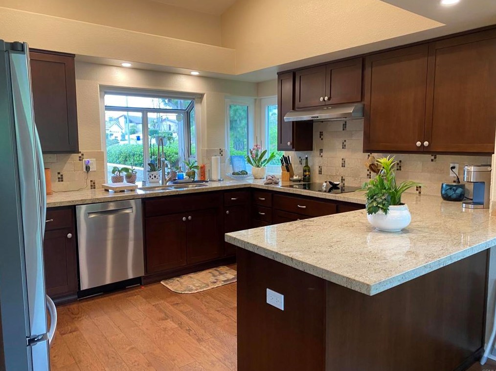 65 Via Larga Vista, Bonsall, CA 92003