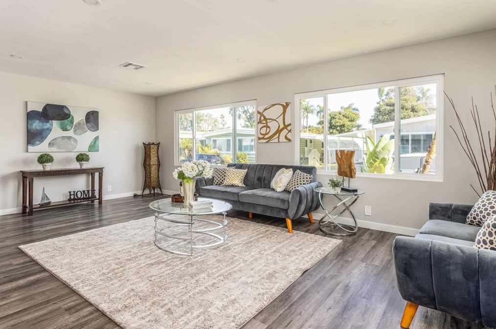 7105 San Bartolo St, Carlsbad, CA 92011