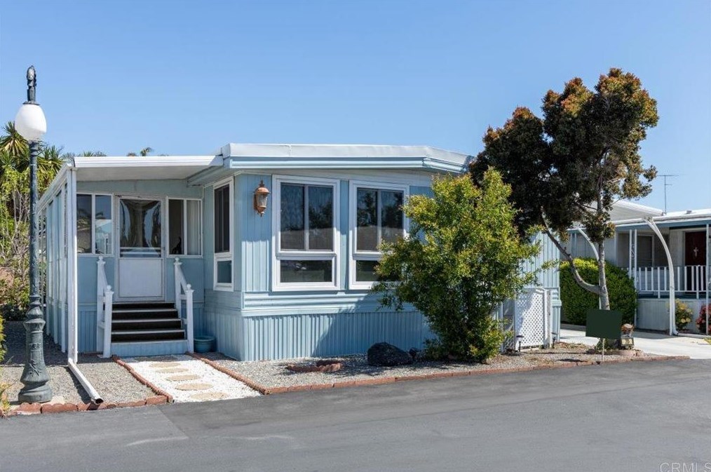 1501 Anza Ave #20, Vista, CA 92084