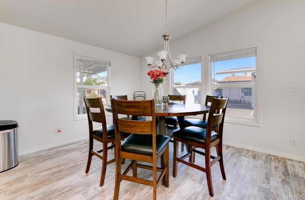 13613 Poinsettia Dr, Poway CA  92064-4025 exterior