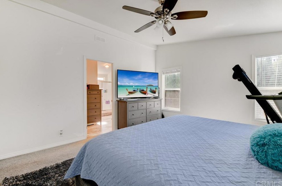 13613 Poinsettia Dr, Poway CA  92064-4025 exterior