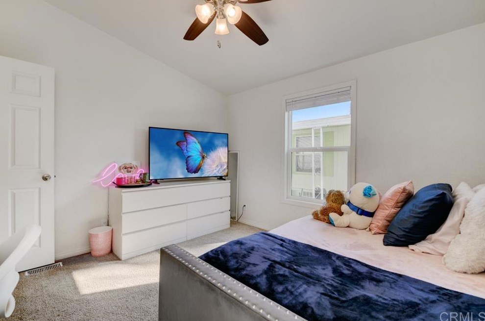 13613 Poinsettia Dr, Poway CA  92064-4025 exterior