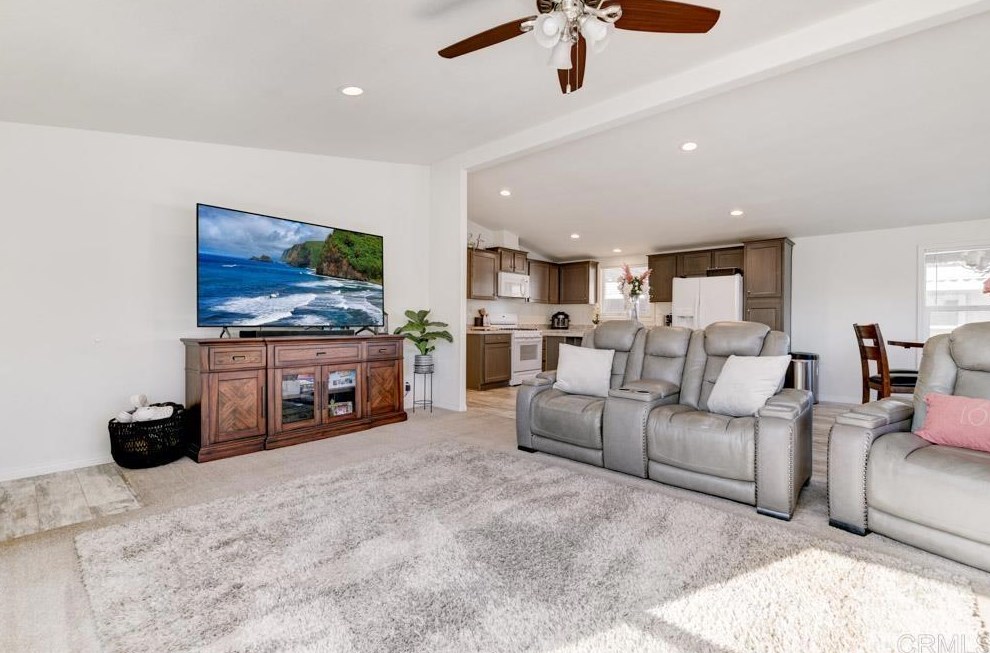 13613 Poinsettia Dr, Poway CA  92064-4026 exterior