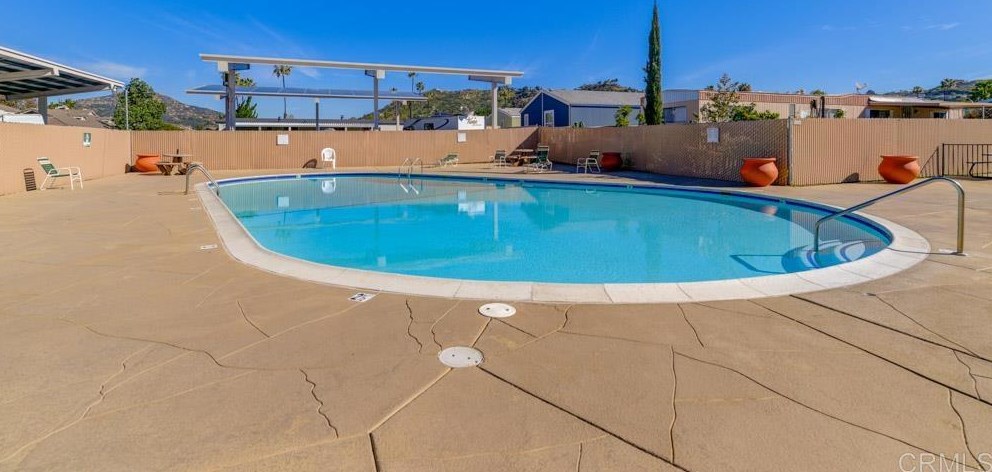 13613 Poinsettia Dr, Poway CA  92064-4025 exterior