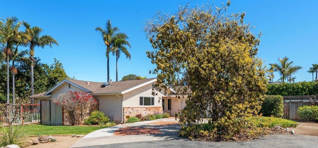 1079 Hymettus Ave, Encinitas, CA 92024