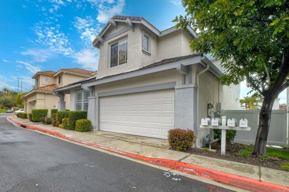 2064 Courage, Vista, CA 92081