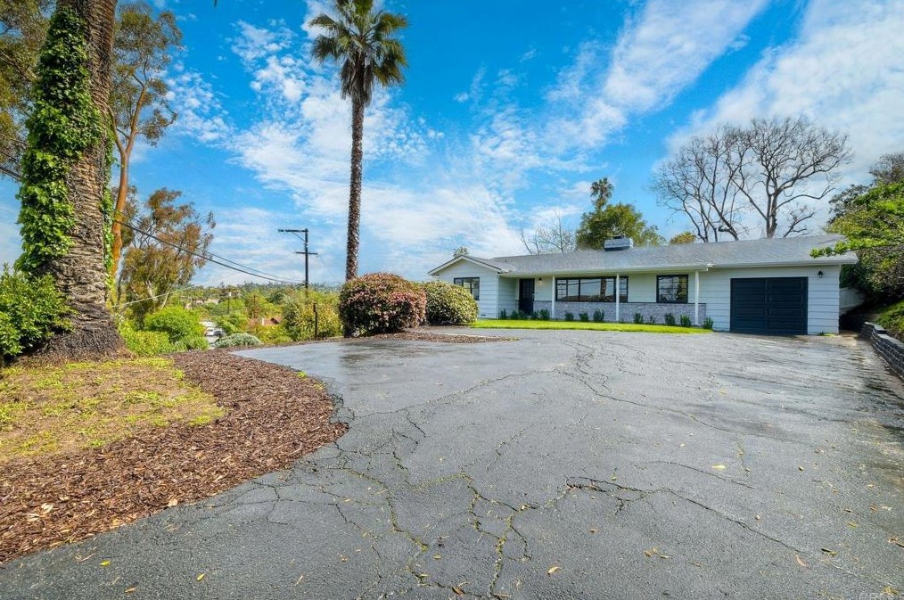 2459 Alta Vista, Vista, CA 92084