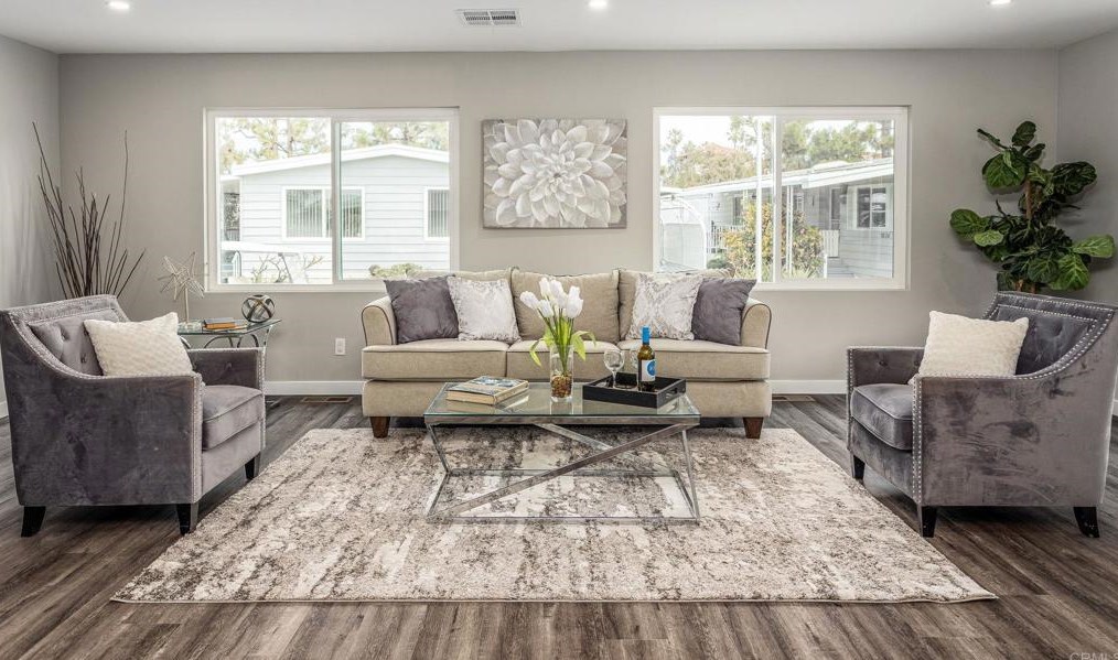 7225 San Bartolo St #380, Carlsbad, CA 92011