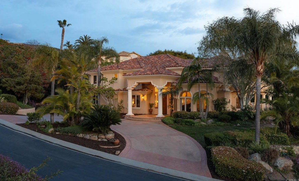 1751 Kings Rd, Vista, CA 92084