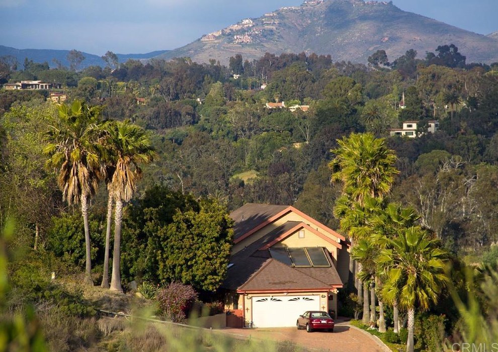 1429 Trabert Ranch Rd, Encinitas, CA 92024