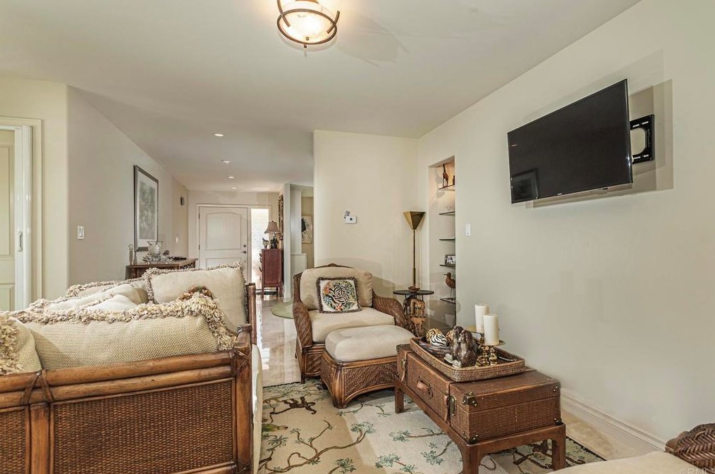 6157 Paseo Delicias, Rancho Santa Fe CA  92067 exterior