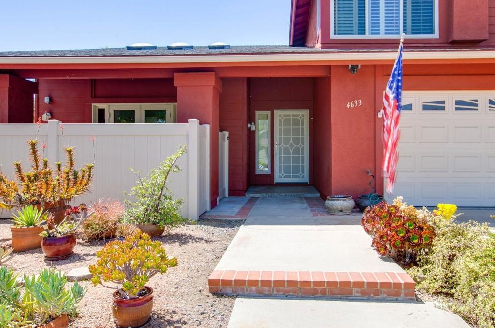 4633 Wingate St, Oceanside, CA 92056