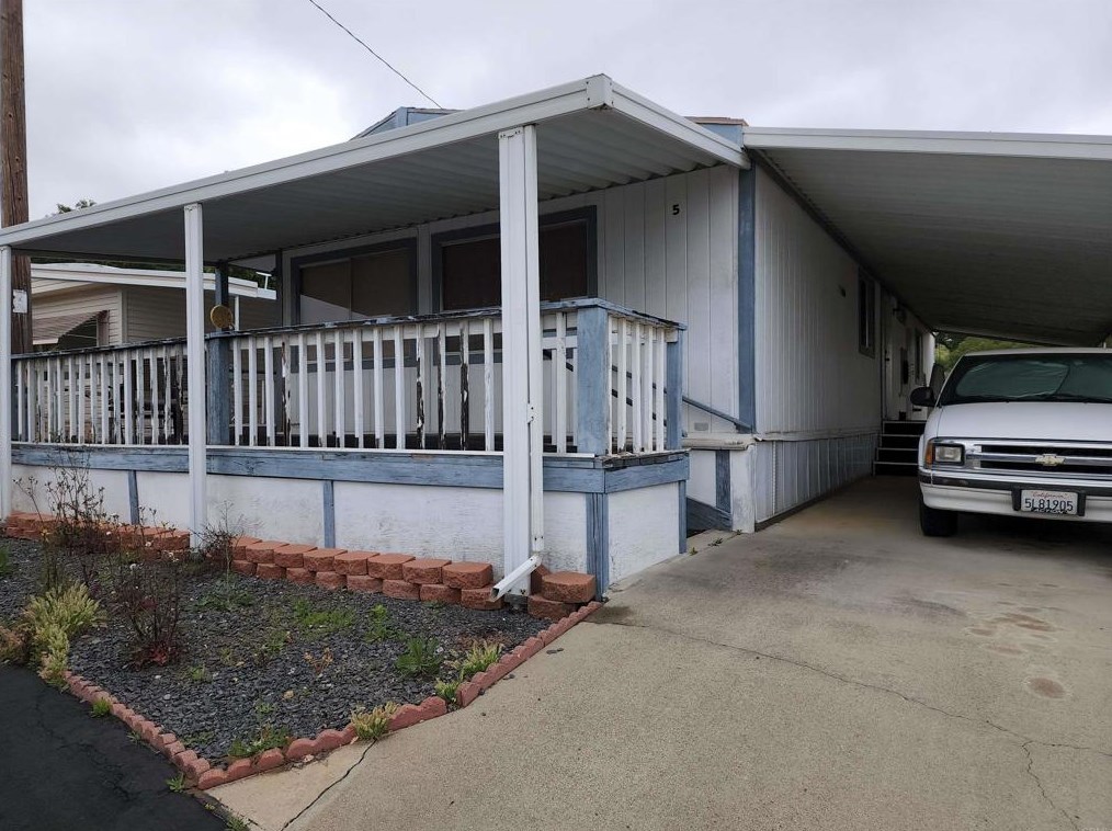 28890 Lilac Rd Spc 5, Valley Center, CA 92082