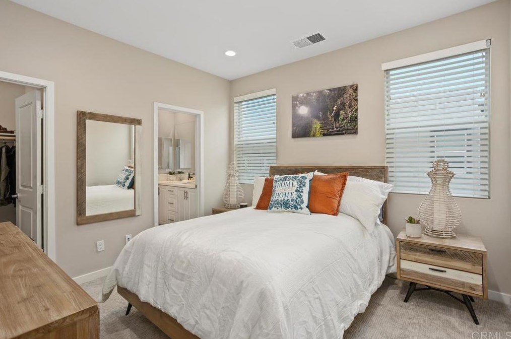 2564 S Escondido Blvd #512, Escondido, CA 92025