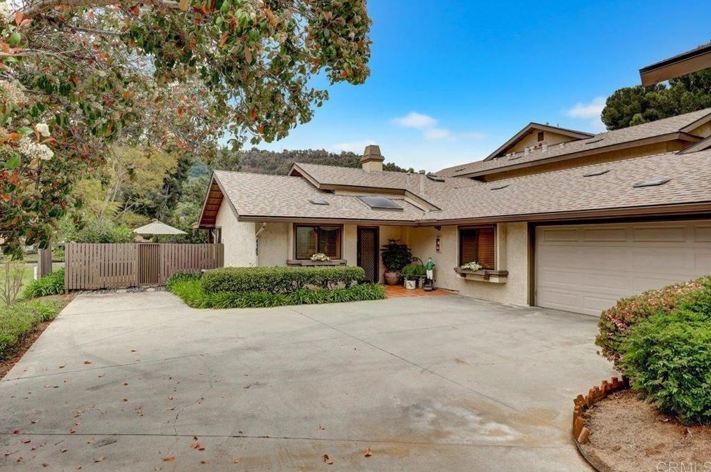 4145 Pinehurst Ct, Fallbrook, CA 92028-4915