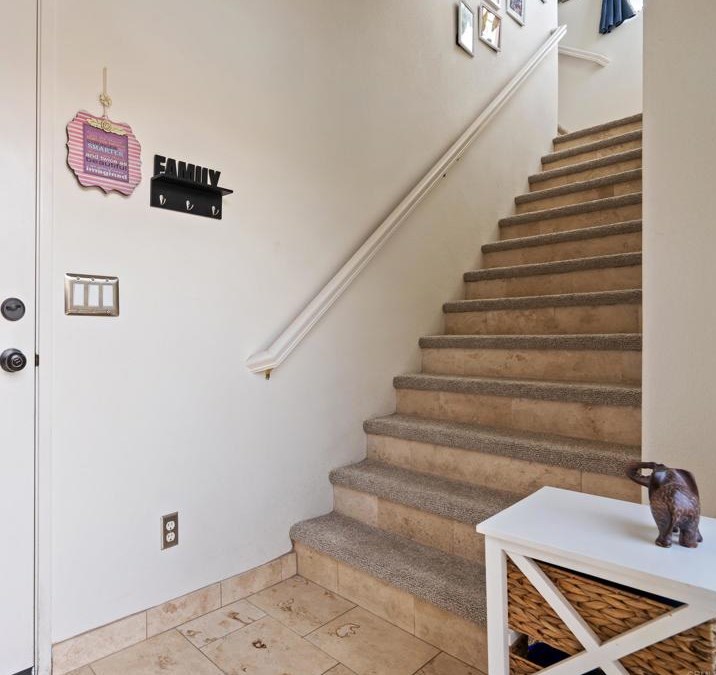 638 Sumner Way #6, Oceanside, CA 92058