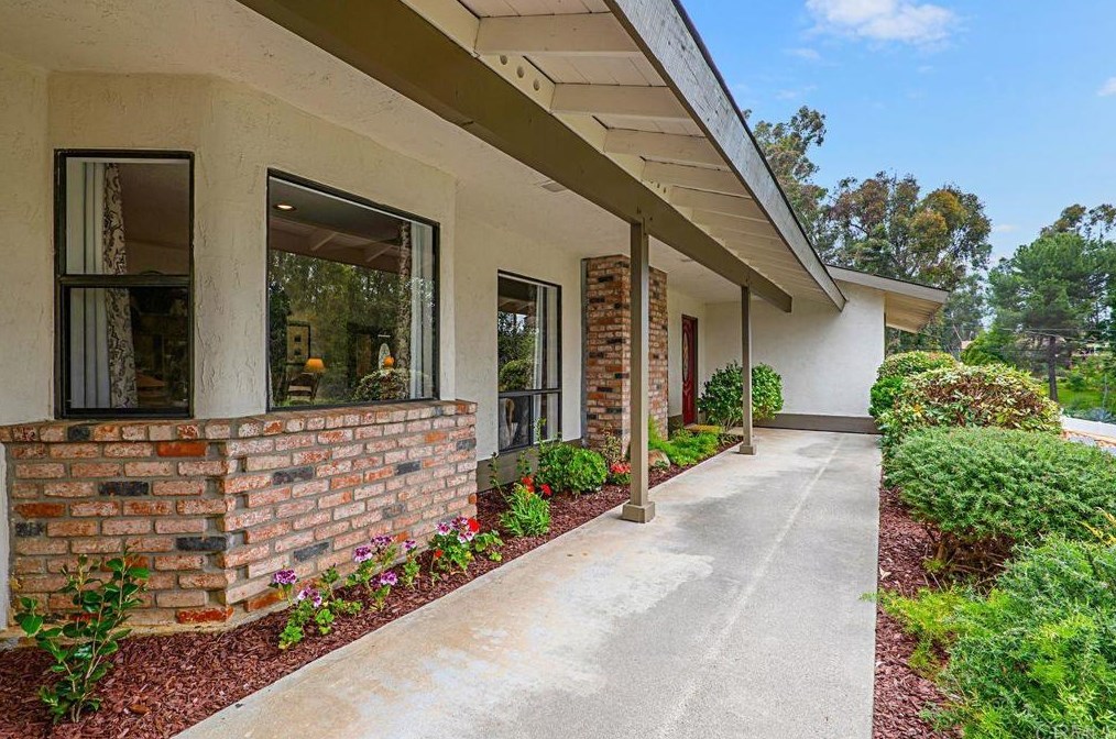2991 Quail Rd, Escondido, CA 92026-8829