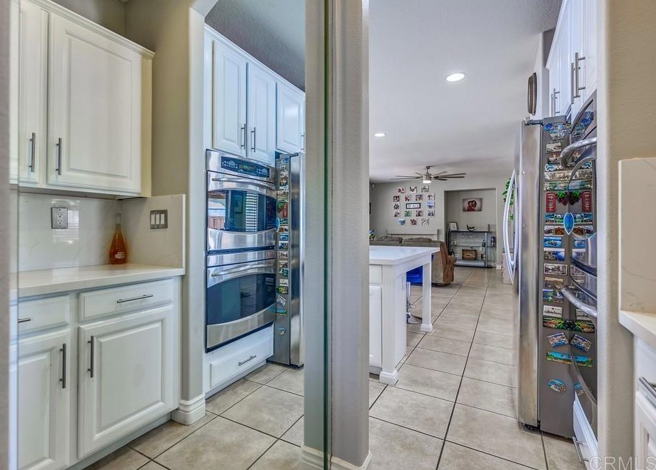 26574 Evergreen Ave, Murrieta CA  92563-4044 exterior