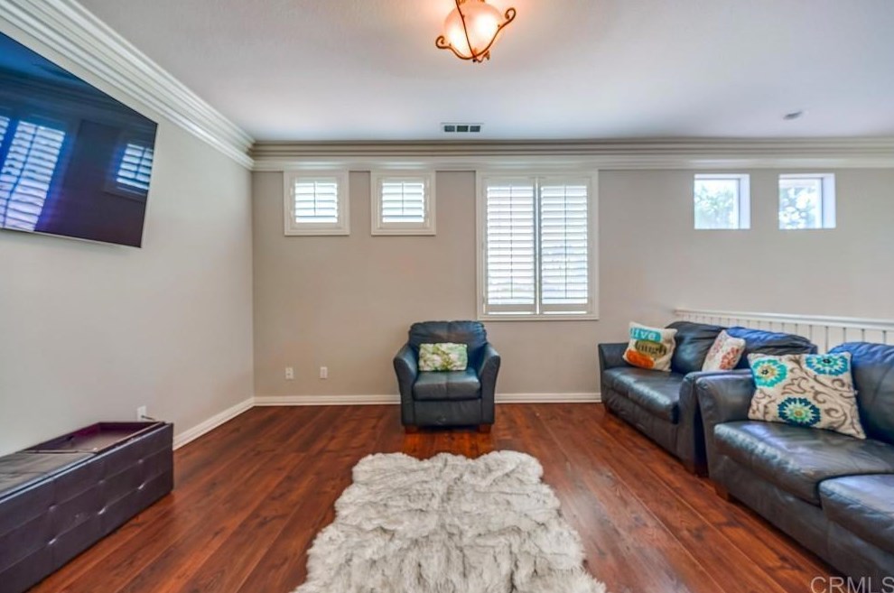 26574 Evergreen Ave, Murrieta CA  92563-4044 exterior