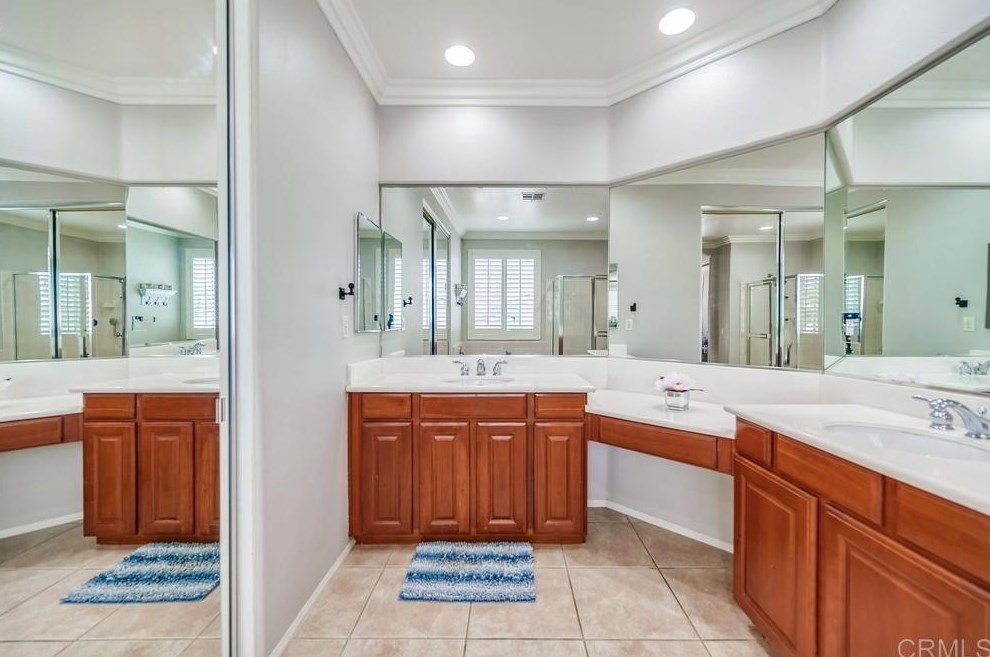 26574 Evergreen Ave, Murrieta CA  92563-4044 exterior