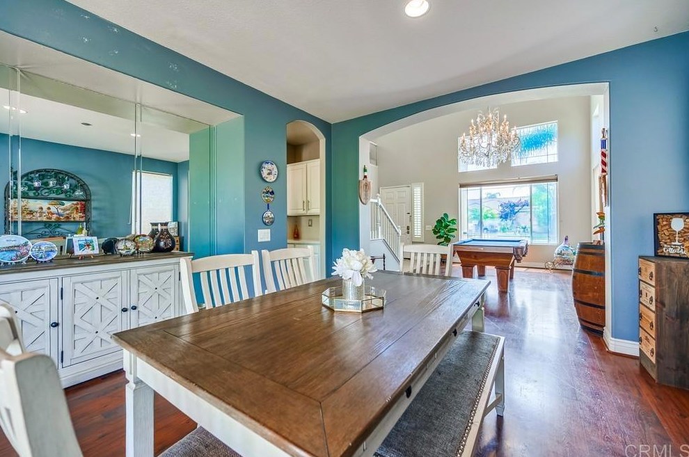 26574 Evergreen Ave, Murrieta CA  92563-4044 exterior