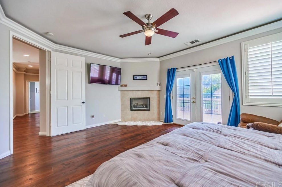 26574 Evergreen Ave, Murrieta CA  92563-4044 exterior